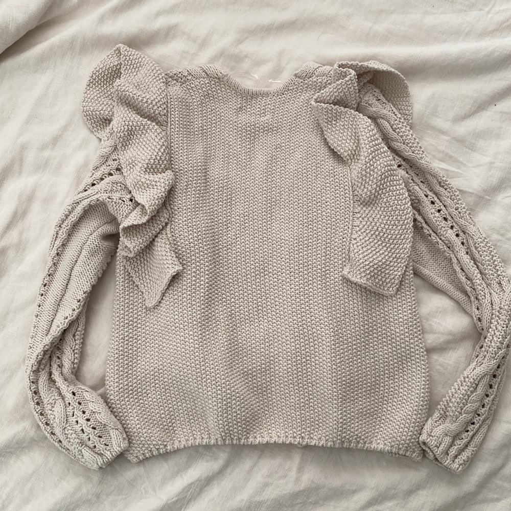 Universal Thread Open Cardigan with Ruffled Shoulder - Picture 4 of 4